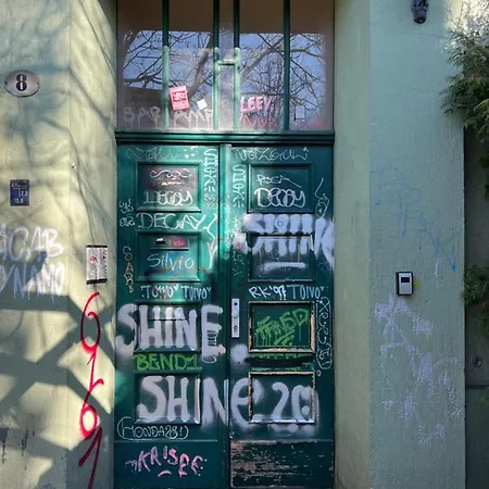 Sweet Inside One דרזדן
